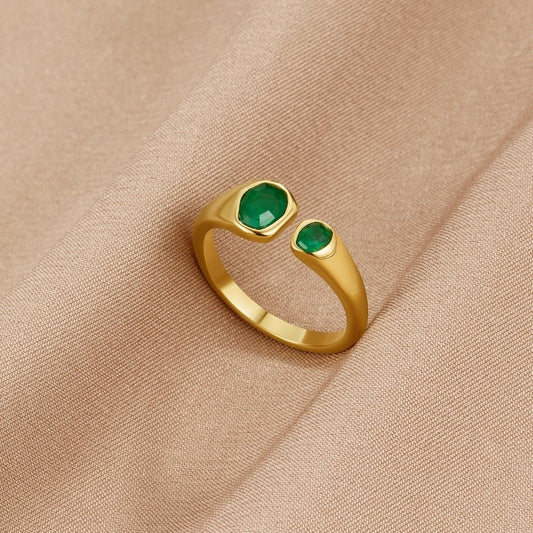 Emerald Essence Open Ring – FIORENE