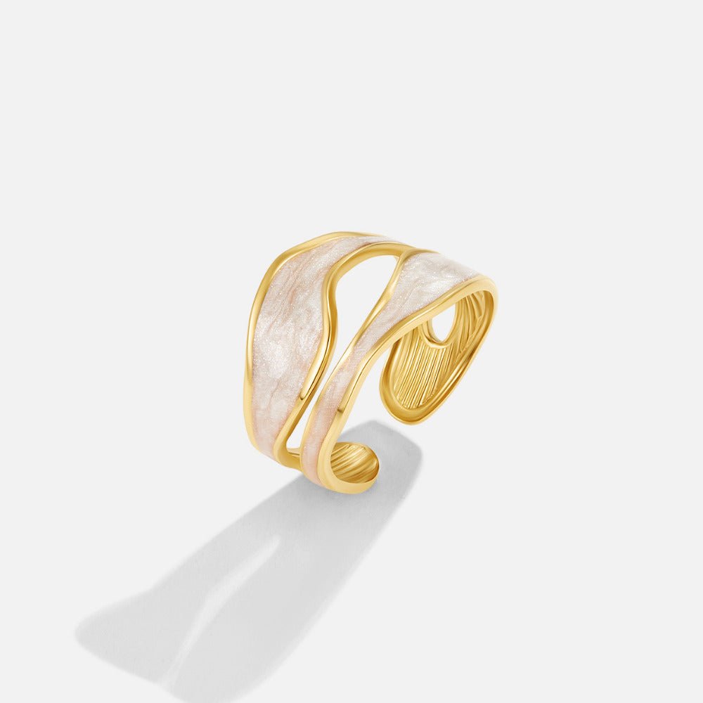Pearlized Wave Ring – FIORENE