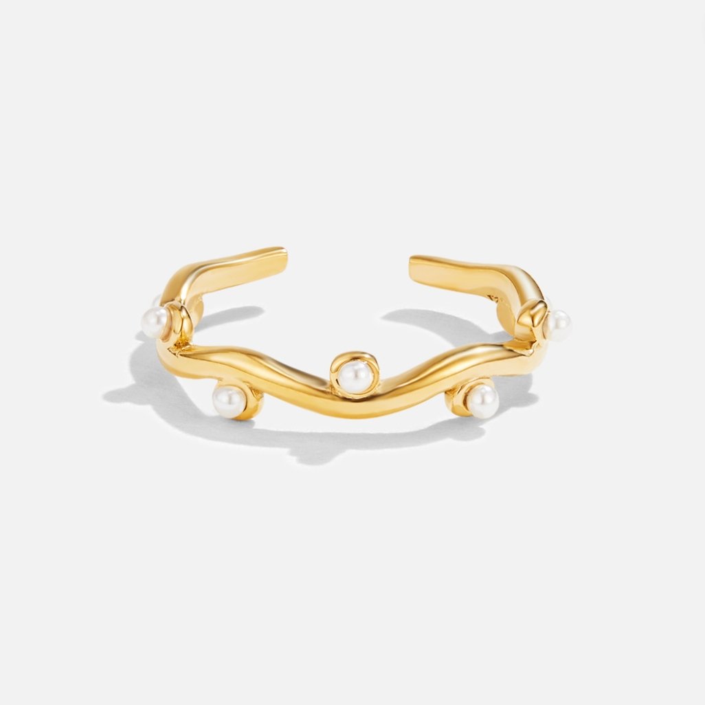 Radiant Gilded Pearl Wave Ring – FIORENE